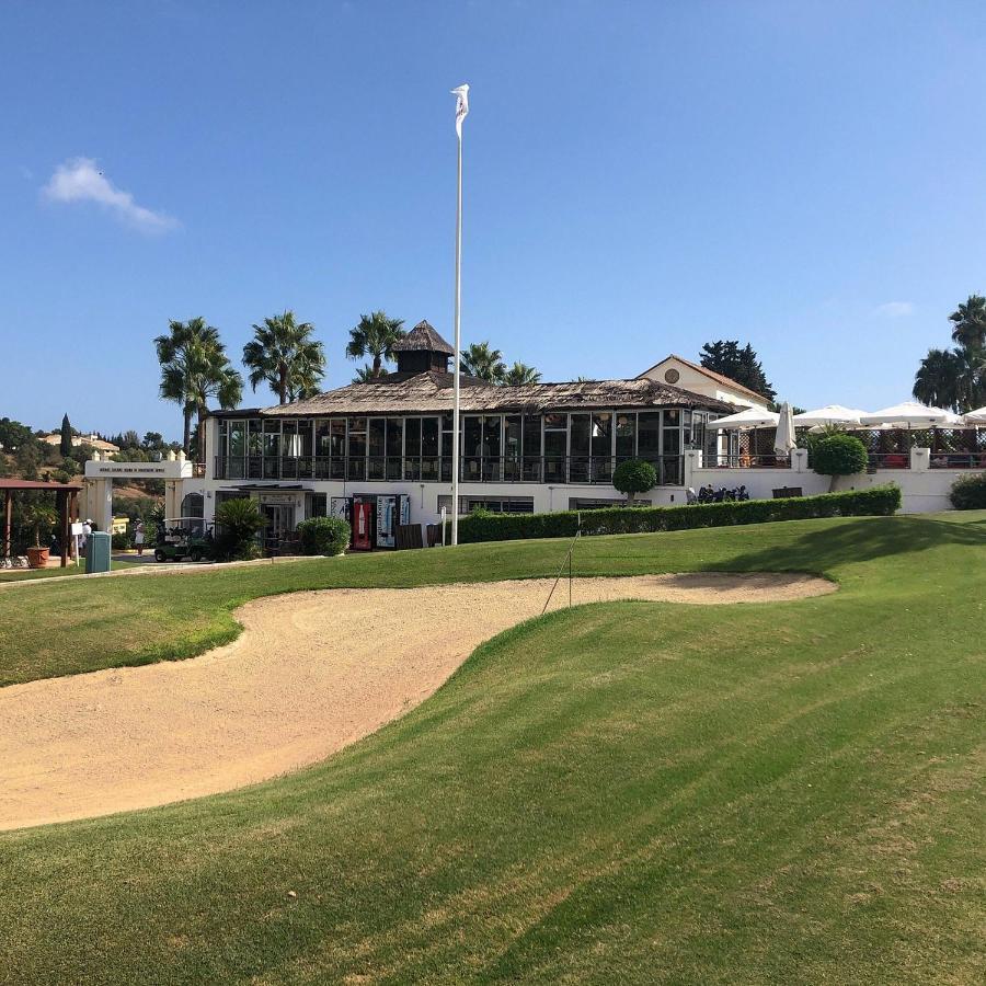 Ample Luxury Apart Fancy Marbella Golf & Padel Exterior foto