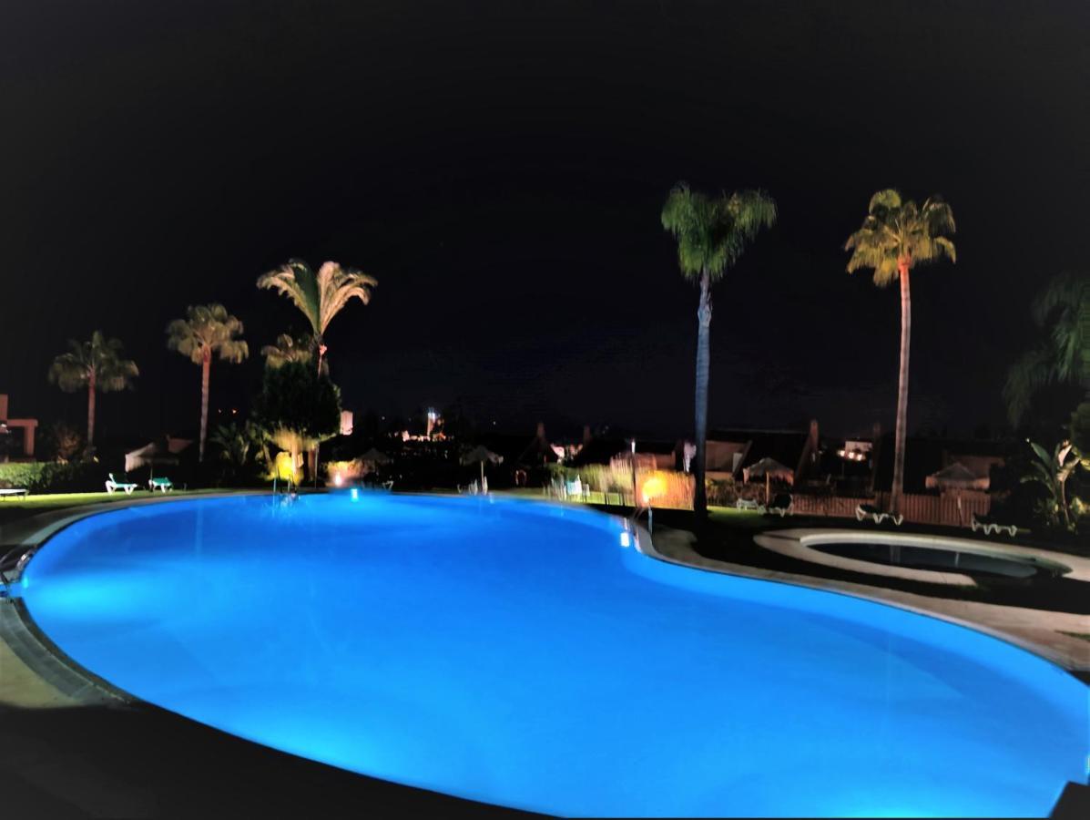 Ample Luxury Apart Fancy Marbella Golf & Padel Exterior foto