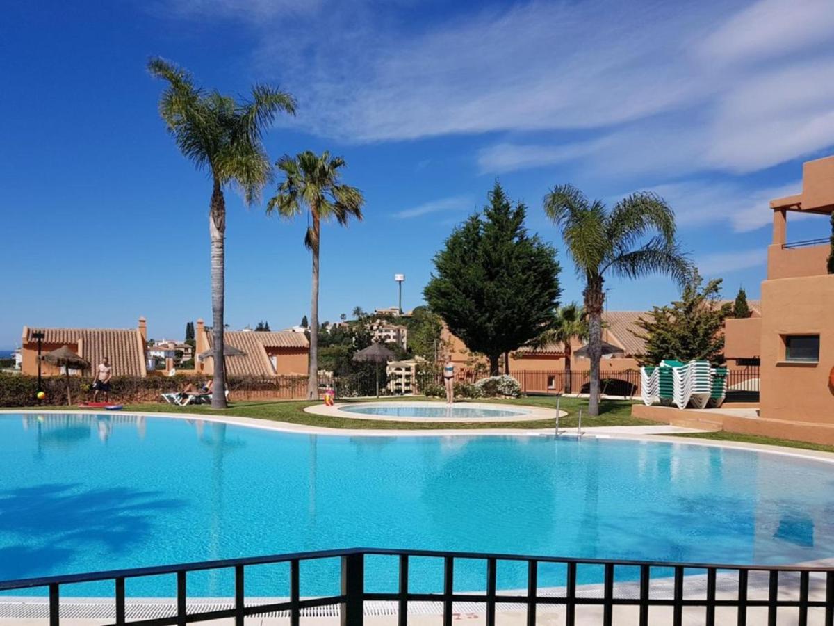 Ample Luxury Apart Fancy Marbella Golf & Padel Exterior foto