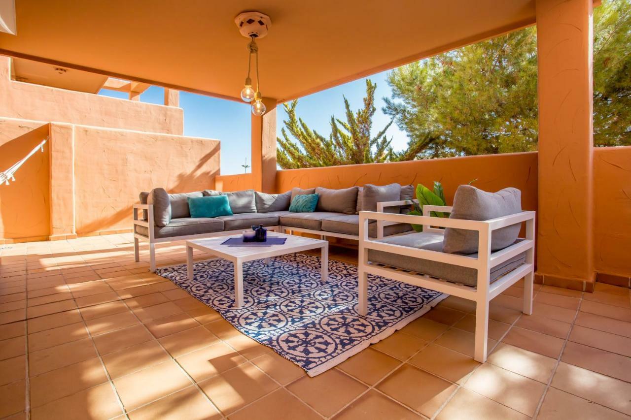 Ample Luxury Apart Fancy Marbella Golf & Padel Exterior foto