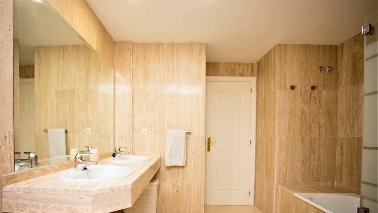 Ample Luxury Apart Fancy Marbella Golf & Padel Exterior foto
