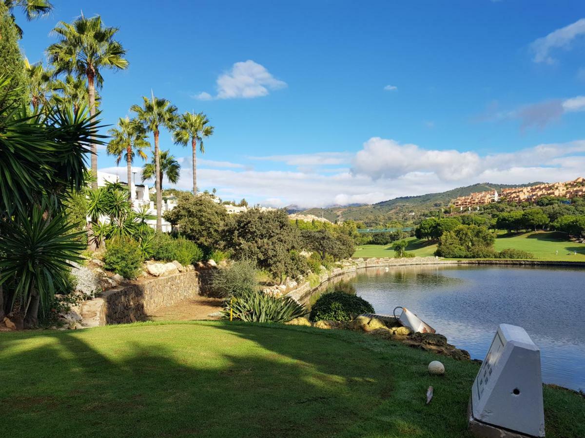 Ample Luxury Apart Fancy Marbella Golf & Padel Exterior foto