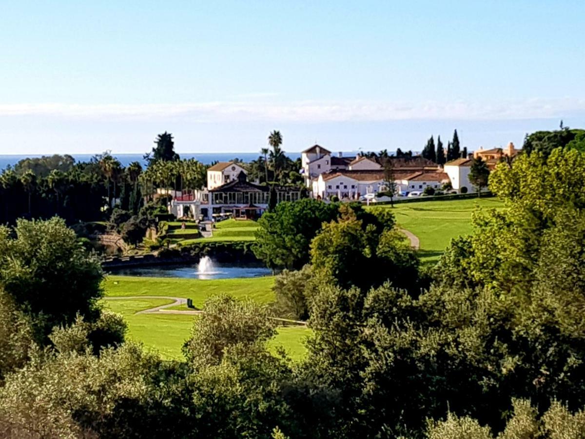 Ample Luxury Apart Fancy Marbella Golf & Padel Exterior foto