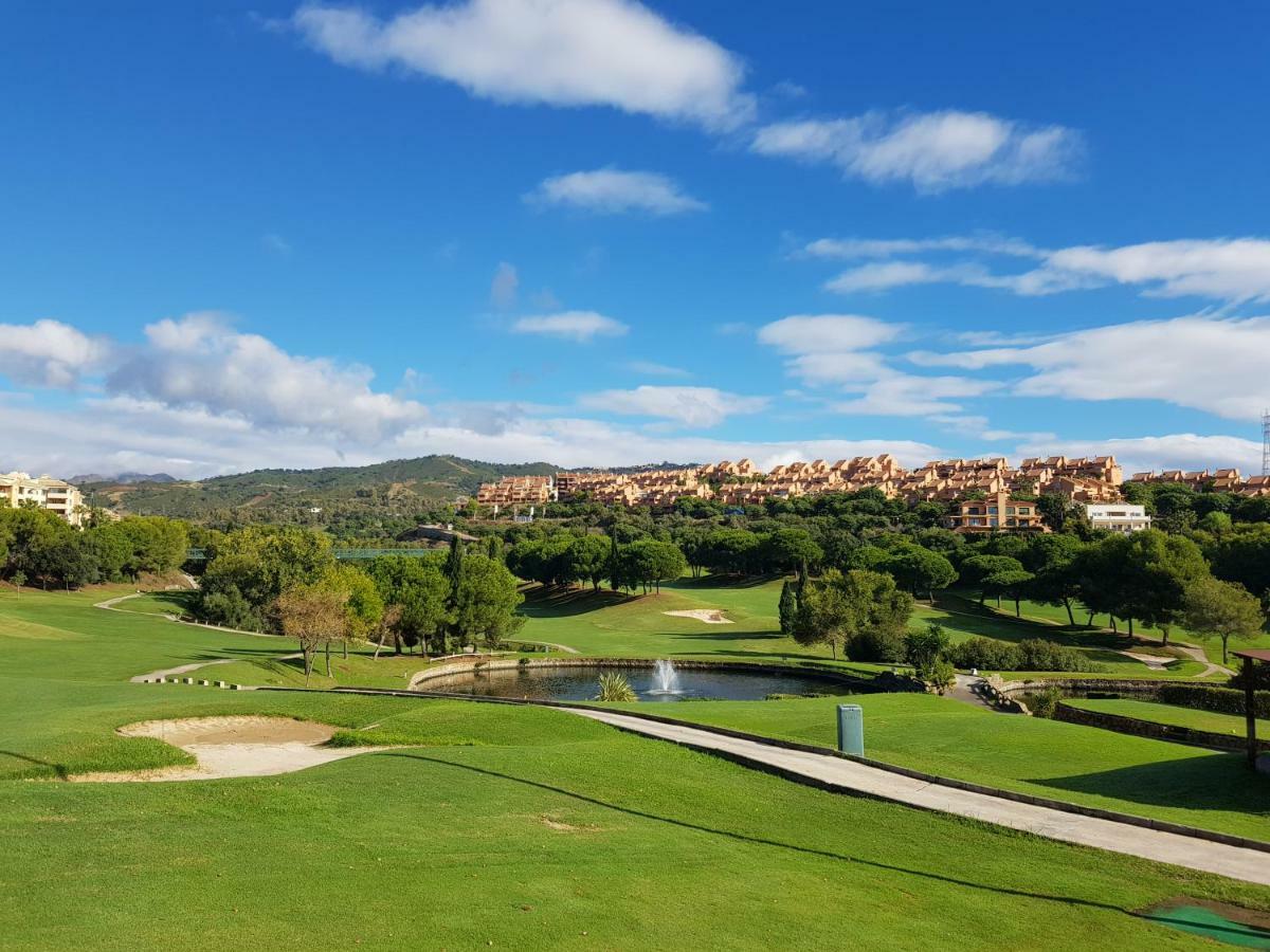 Ample Luxury Apart Fancy Marbella Golf & Padel Exterior foto